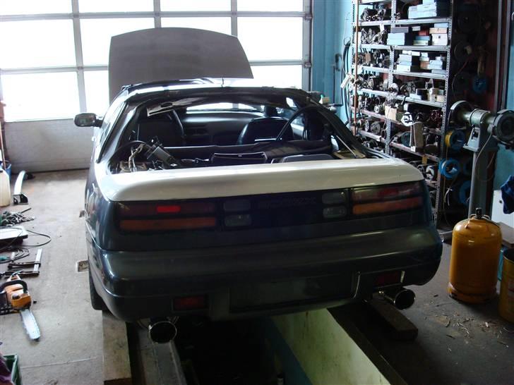 Renovering af 300ZX Twin Turbo "Tykke Bertha" - Hovsa der mangler vist en bagklap :o billede 26