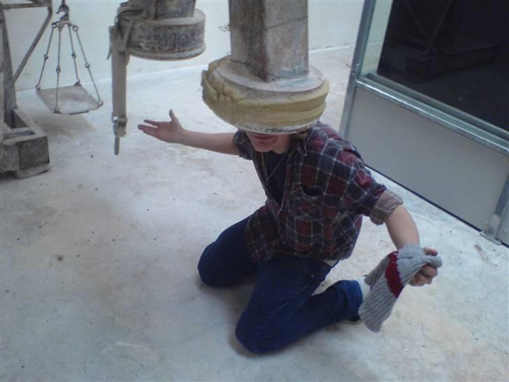 Tur til Mønsted kalk-grubber - En ting mine brors hovede passet op i billede 6