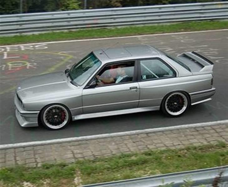 BMW Billeder - Opdateres løbende -  - E30 M3 Evo på Nordschleife - ikke dårligt :) billede 150