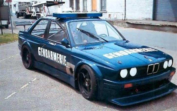 BMW Billeder - Opdateres løbende -  - Så ville det fandme være noget ved at være politimand, desværre skulle man bare være det af den franske slags... billede 201