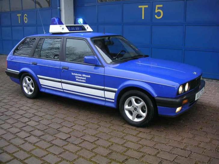 BMW Billeder - Opdateres løbende -  - Schweizisk BMW E30 325ix Touring patruljevogn og så med Borbet fælge hehe - Det schweiziske politi brugte mange af ix'erne som politibiler. billede 273