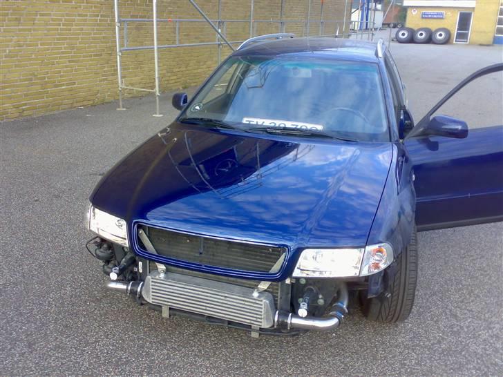 Min arbejdsplads (autolaker) - Nu malet hjelm :P billede 6