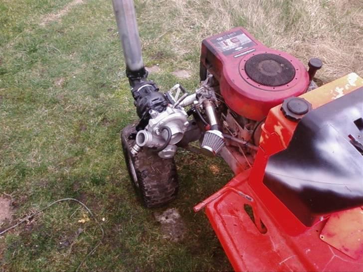 Min havetraktor med turbo - 1. billede efter turboen er monteret billede 1