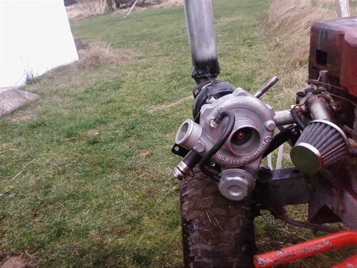 Min havetraktor med turbo billede 3