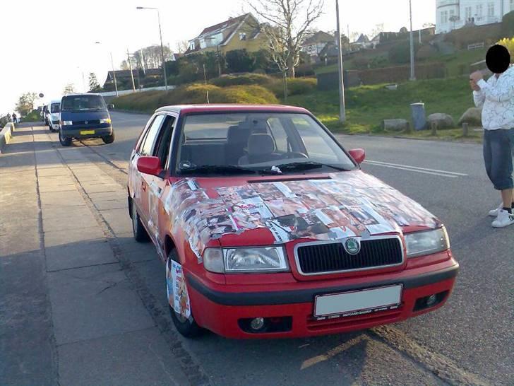 Porno-Bilen - Strandvejen et sted omkring/tæt ved Helsingør - Taget D. 16/04-07 billede 1