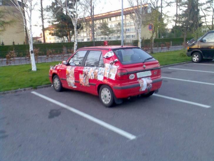 Porno-Bilen - En parkeringsplads i Rødovre, lidt senere på dagen - Taget D. 16/04-07 billede 7