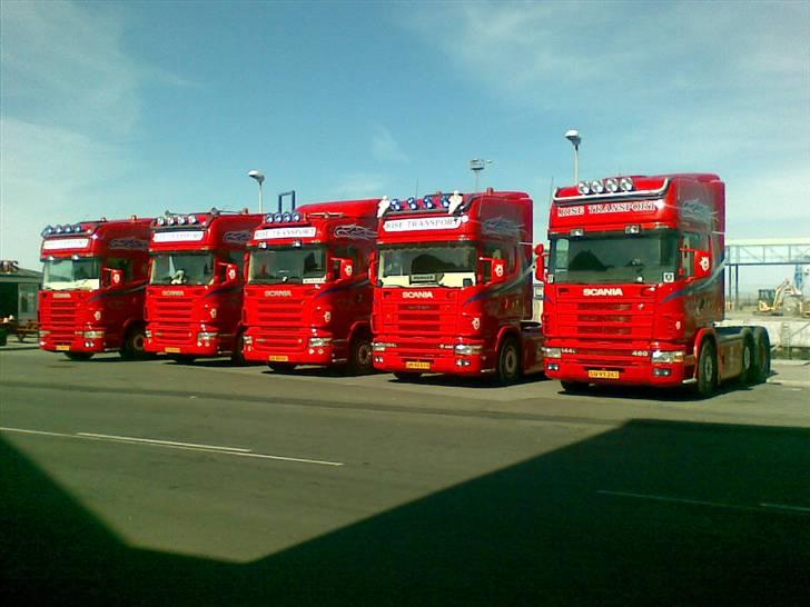 Rise Transport - Så var der dømt middag på Hirtshals havn! billede 2