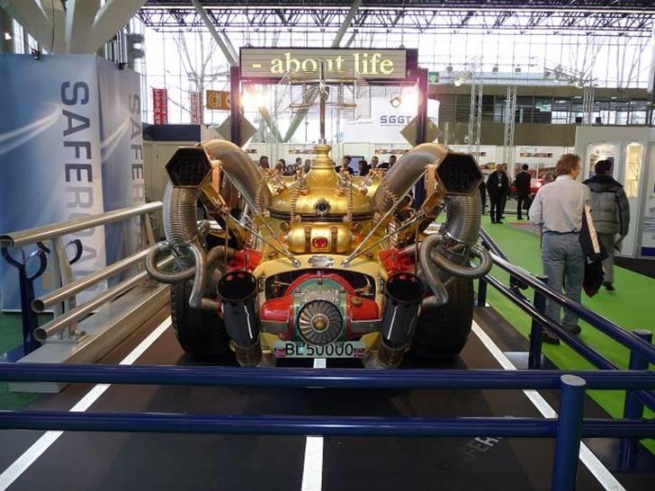 Il Tempo Gigante - Sådan en røv ville jeg nok have en del respekt for hvis jeg mødte ude på vejen :-) billede 13