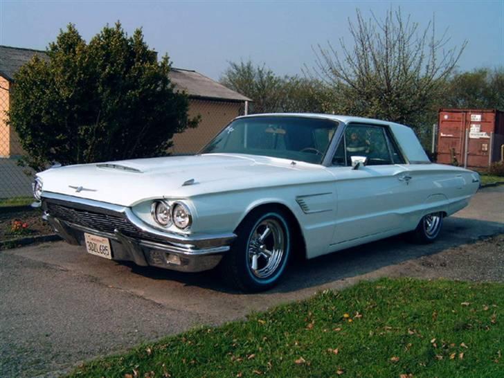 1965 Ford Thunderbird *SOLGT* - Bilen som den så ud da jeg var nødt til at sælge grundet trangen til at eje en Corvette igen.... billede 1