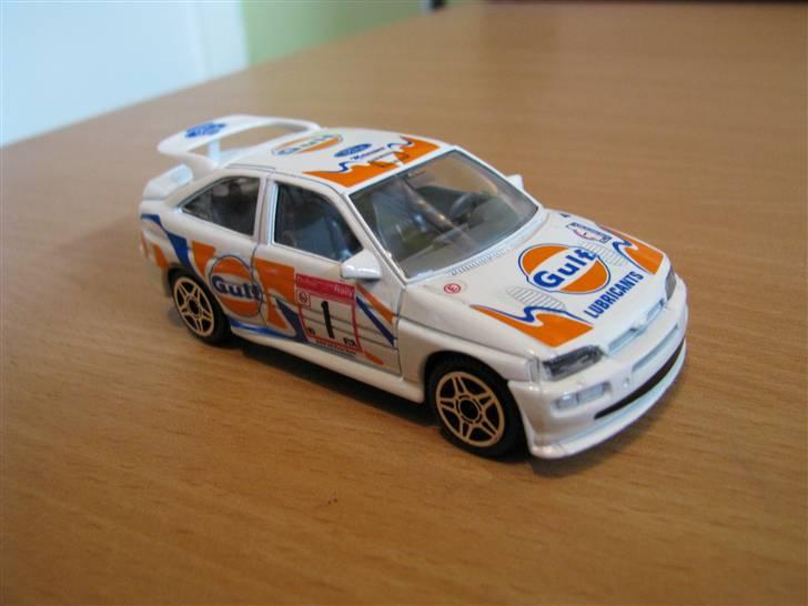 Mine Modelbiler (Flest Ford) - Escort RS Cosworth Gulf 1:43 Burago billede 15