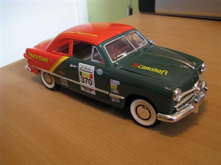 Mine Modelbiler (Flest Ford) - Ford Berline 1949 Panamericana 1:18 Solido billede 23