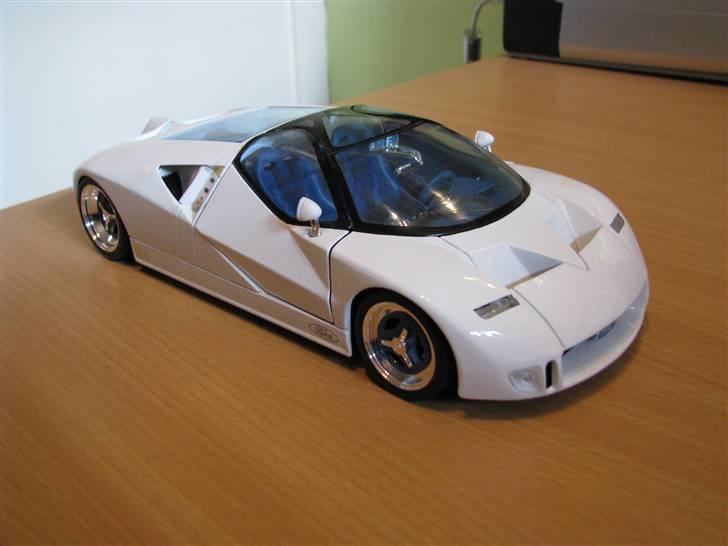 Mine Modelbiler (Flest Ford) - Ford GT90 1:18 Maisto billede 25
