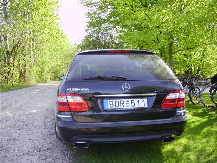 Mercedes e55 AMG "KLEEMANN" - Skiltet siger vist alt hehe billede 3