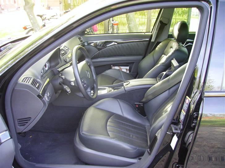 Mercedes e55 AMG "KLEEMANN" - Forsædderne justere sig i ryglæn når man drejer..fed ting billede 6