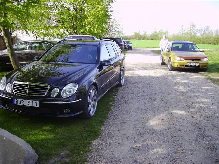 Mercedes e55 AMG "KLEEMANN" - Lige min egen golf 4 Turbo i baggrunden,hmm ville meget gerne bytte ;-) billede 14