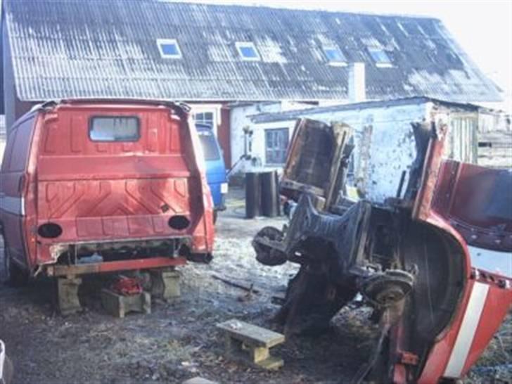 T4-Trailer projekt - Tog hele aftenen at skille den fra kassen billede 9