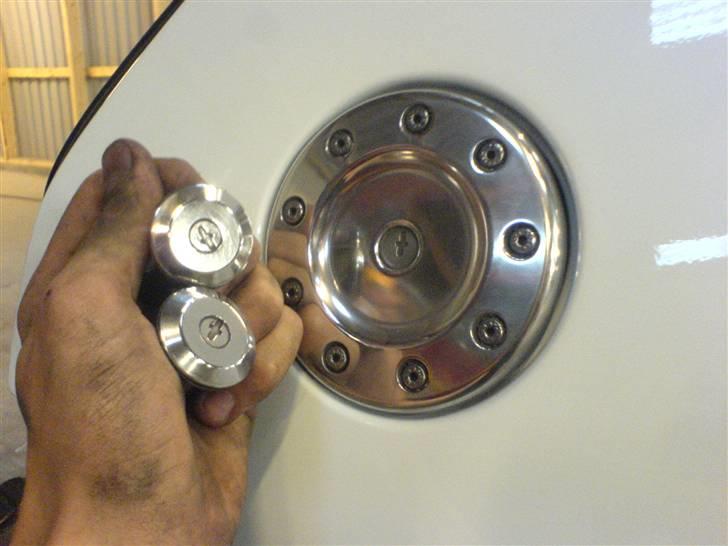 Citroen Saxo VTS 8V projekt/styling UPDATE 7-7-08 - Lige et billede ja de samlede ting der kom under kniven til polering idag. billede 50