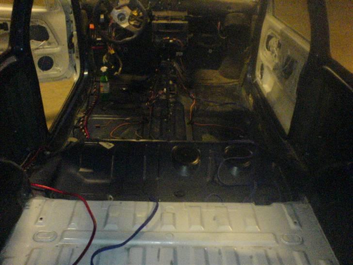 Citroen Saxo VTS 8V projekt/styling UPDATE 7-7-08 - Ja der er ikke meget kabine over det .. billede 52