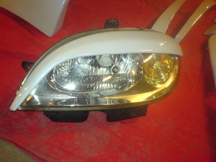 Citroen Saxo VTS 8V projekt/styling UPDATE 7-7-08 - Øjnskygge monteret løst, for at danne et indtryk. billede 55