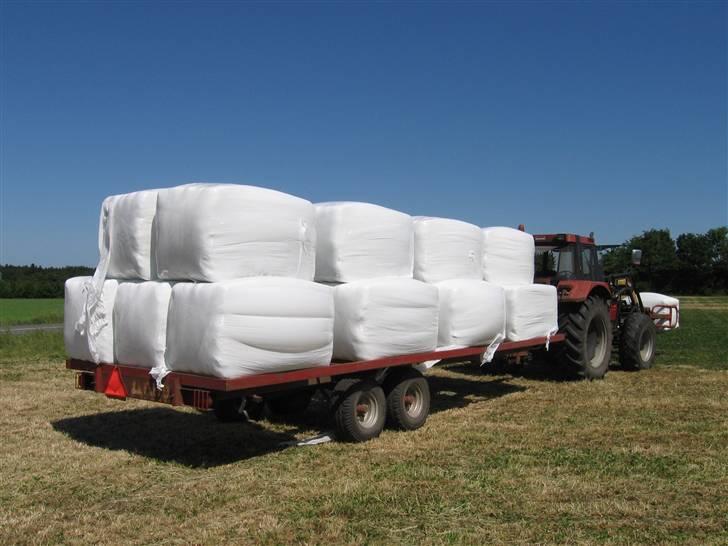 Lidt billeder fra mit arbejde - Så er første læs klar 21stk der kan godt være 30 stk på den men det kan vognen ikke holle til billede 35