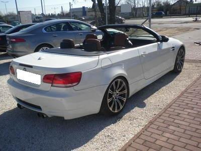 Fjerne katten på M3 E93 hvad siger i ?