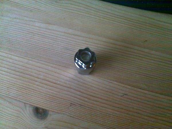 Hjælp til at finde en ny låsetop?