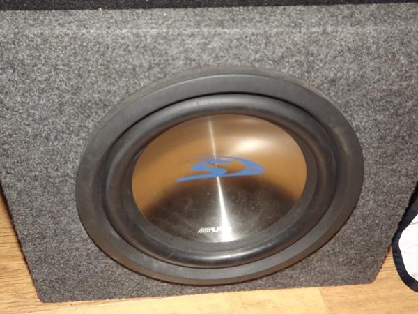 Alpine 10" Type S sub