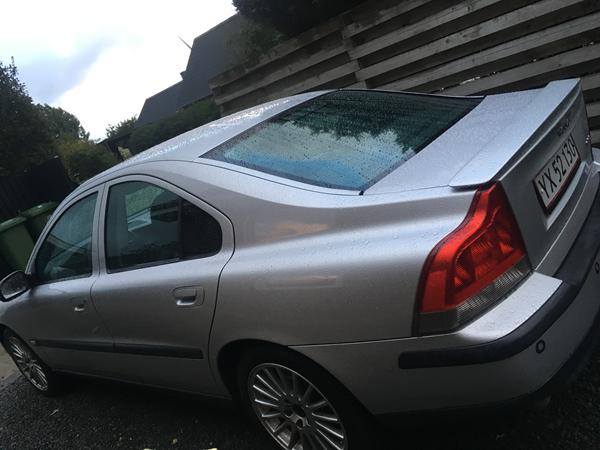 Fjeder til bagklap åbning 