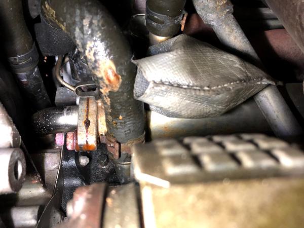 Kølervæske lækage: Hvad navnet på denne del? 