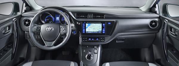 Smartphone holder til Toyota Auris Hybrid fra 2018.