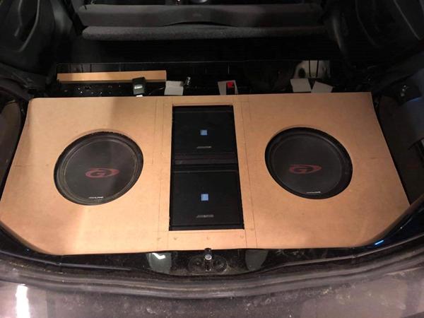 Opbygning af bagagerum på Corsa E