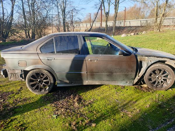 Fjerning af klarlak bmw e36