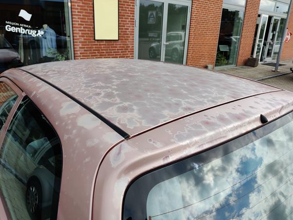 Skal jeg få bilen omlakeret