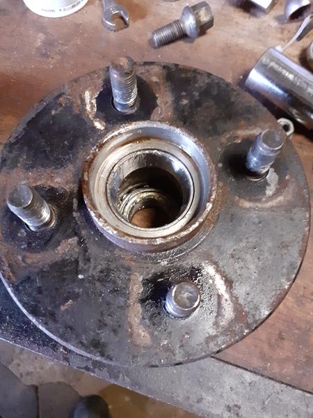 Fedt i trailernav konisk leje