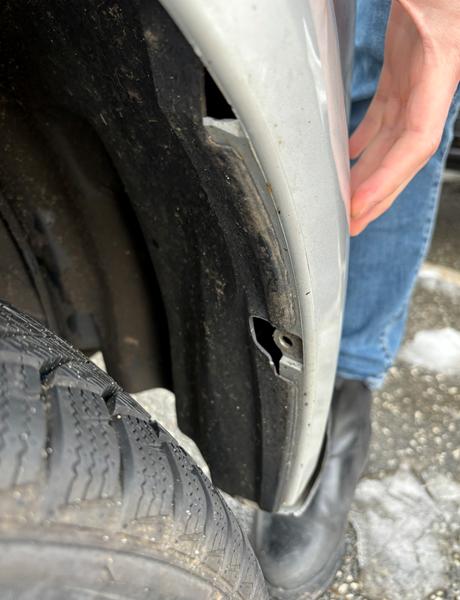 Forbinde kofanger med strips