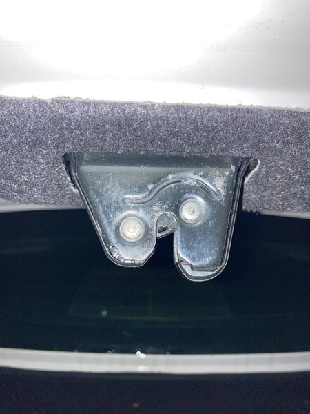 Bagklap kan ikke lukke Mazda3