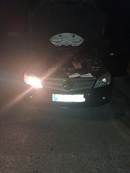 HJÆLP!! langt lys på mercedes.