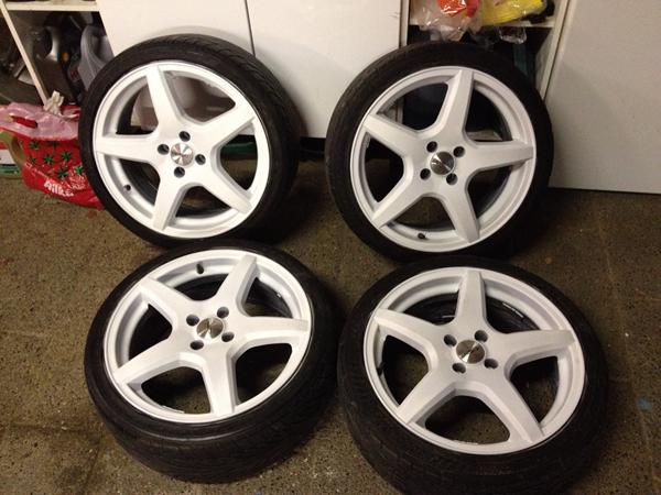 Hvide fælge til din Rio?