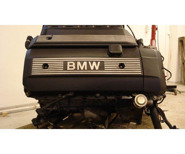 BMW E36 323 med vanos