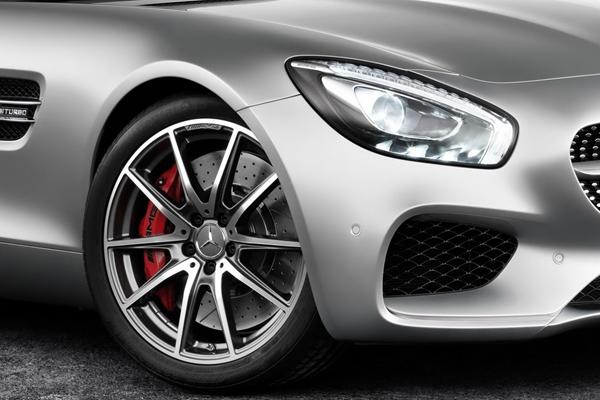 Mercedes AMG-GT,Subaru STI Froster