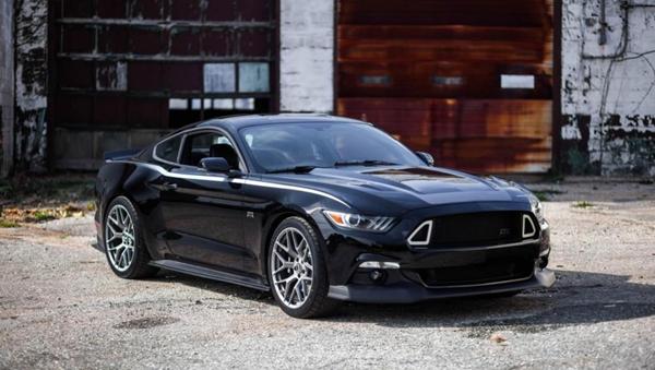 Ford mustang hellcat