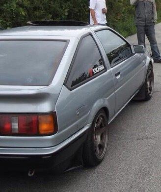 Nogen som ved om min gamle stadig lever