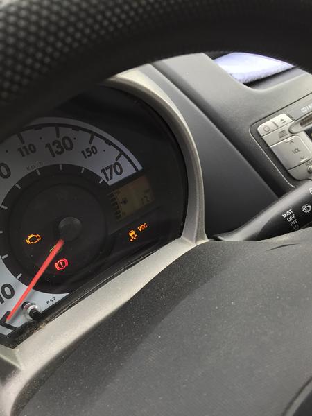 Citroën C1 lyser i lamperne 