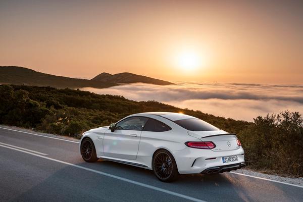 News: Kia Optima 2016, Merc C63 AMG Coupé, 7Per Honda