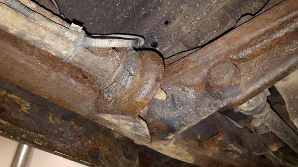 Købt "nysynet" bil som er MEGET rusten