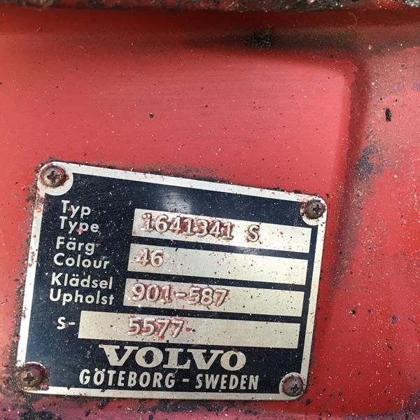 Hjælp hvor sidder stel nummer i en Volvo 164
