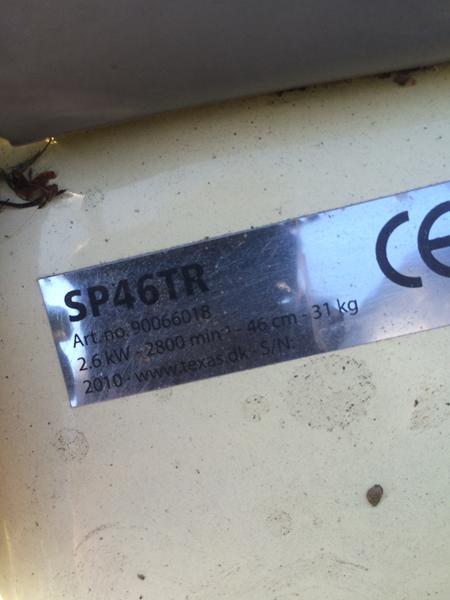 Tændrør til plæneklipper. 