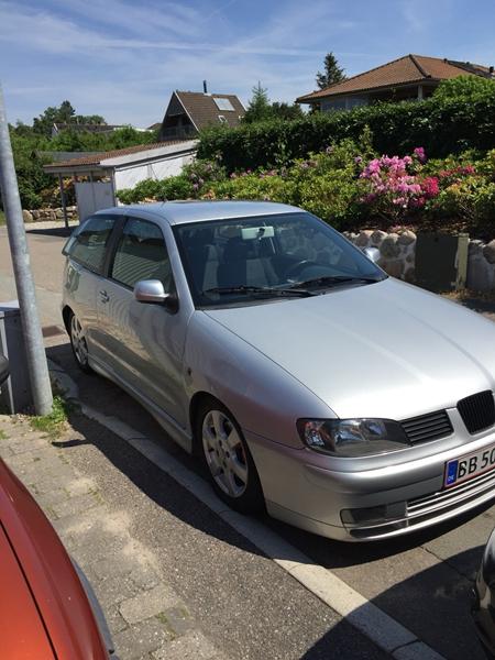 Seat Ibiza 1,8 t olielampe lyser