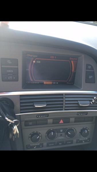 Bluetooth eller AUX stik på Audi A6