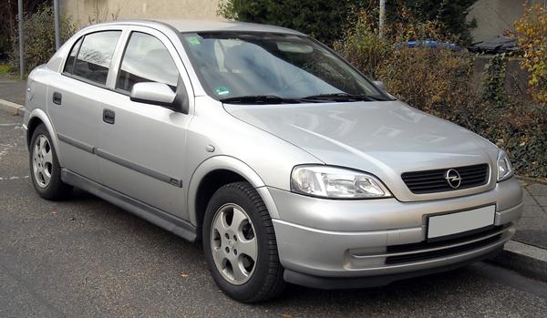 Min Opel astra tikker